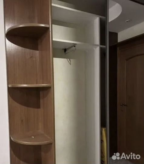 Шкаф купе зеркальный