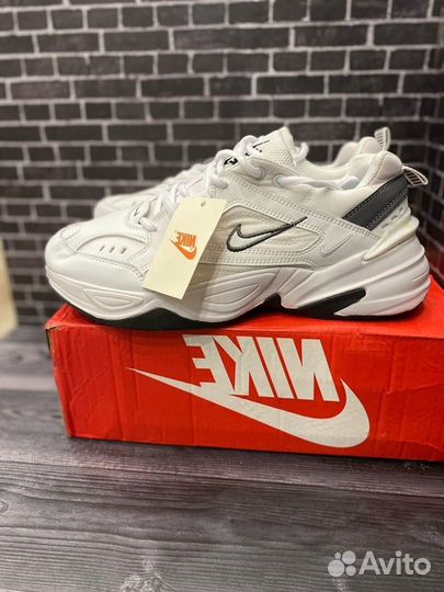 Кроссовки Nike