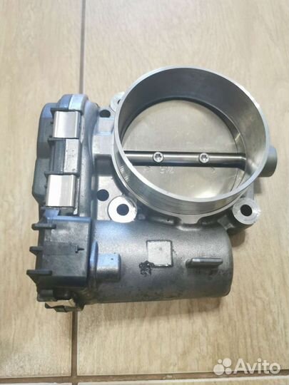 Дросельная заслонка jeep Grand Cherokee WK2