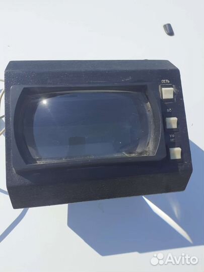 Прибор с увеличительным стеклом и подсветкой