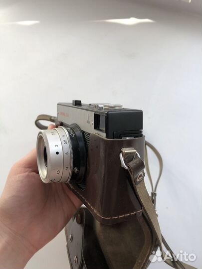 Пленочный фотоаппарат 