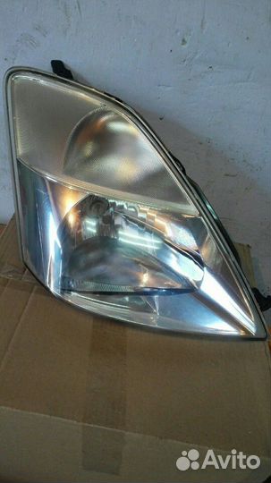 Фара ниссан мокко правая левая