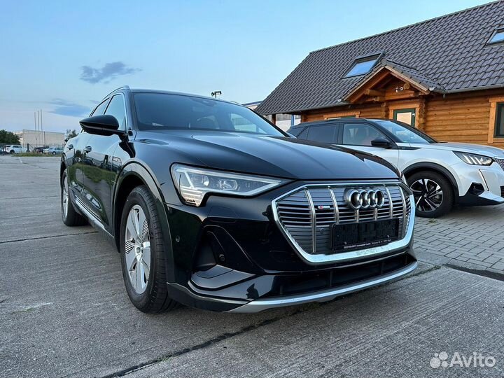 Audi e-tron 313 л.с. AT, 2020, 18 000 км