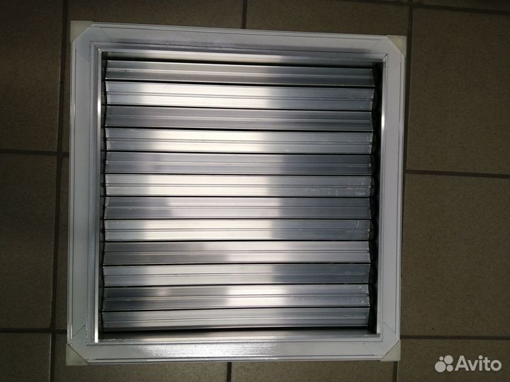 Решетка потолочной установки 600х600 Alum