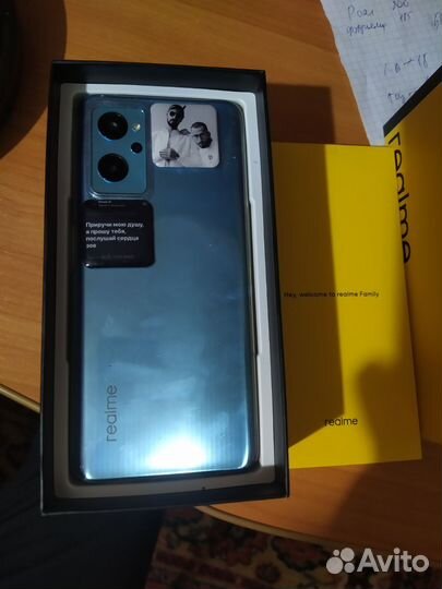 Телефон realme 9i