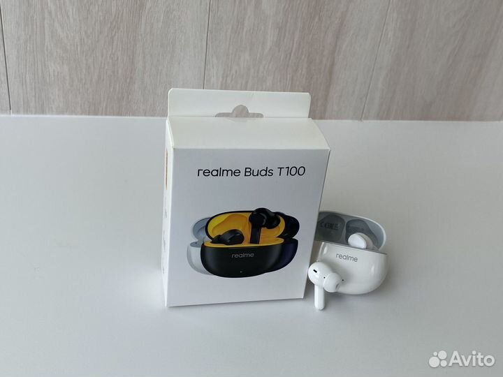 Realme Buds T100 новые