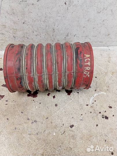 Патрубок интеркулера