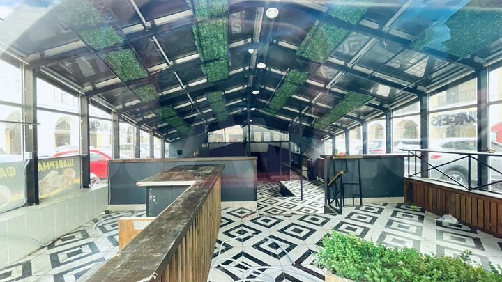 Торговая площадь, 343 м² в центре на невском