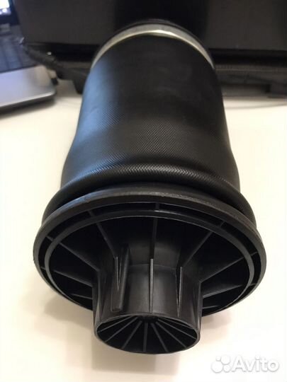 Пневмобаллон зад подвески MB W164/166