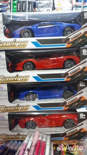 Машина с пультом управления