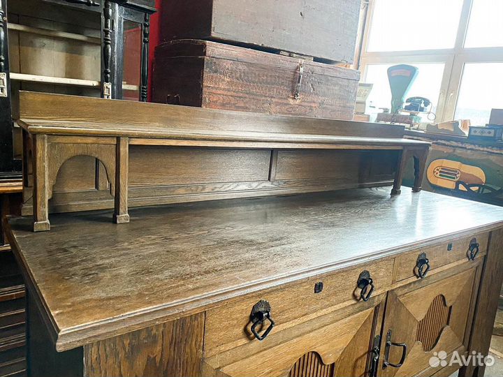 Полубуфет старинный