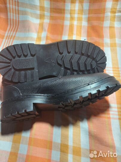 Ботинки рабочие р.50