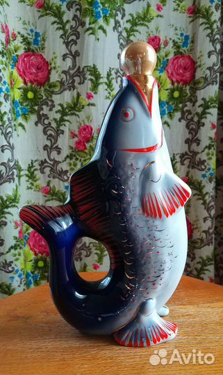 Фарфор набор для крепких напитков.(Рыбки)