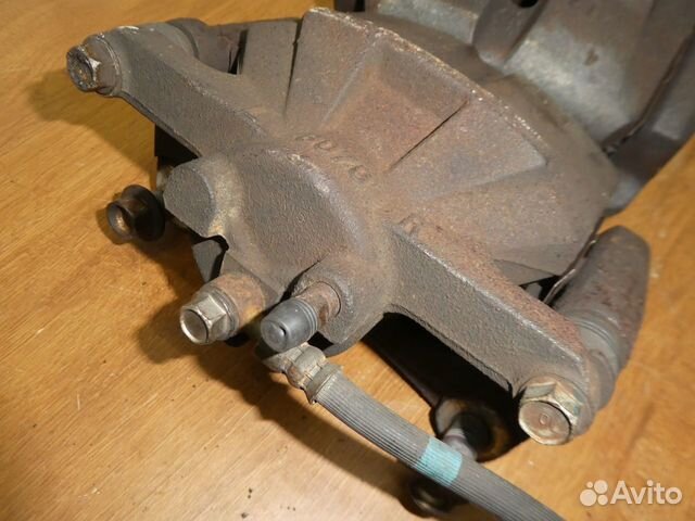Суппорт передний левый правый на Mazda cx-5 4wd
