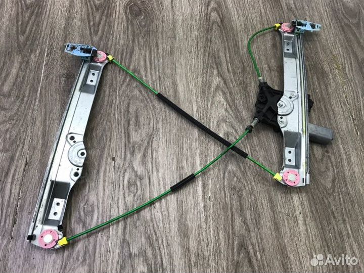 Стеклоподъемник передний левый Opel Corsa D