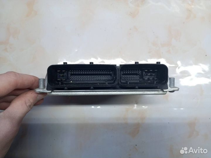 Блок управления двигателем Audi A4 B6 2002