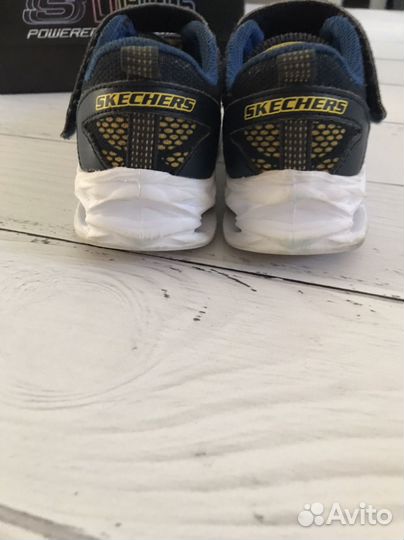 Кроссовки skechers 27 размер