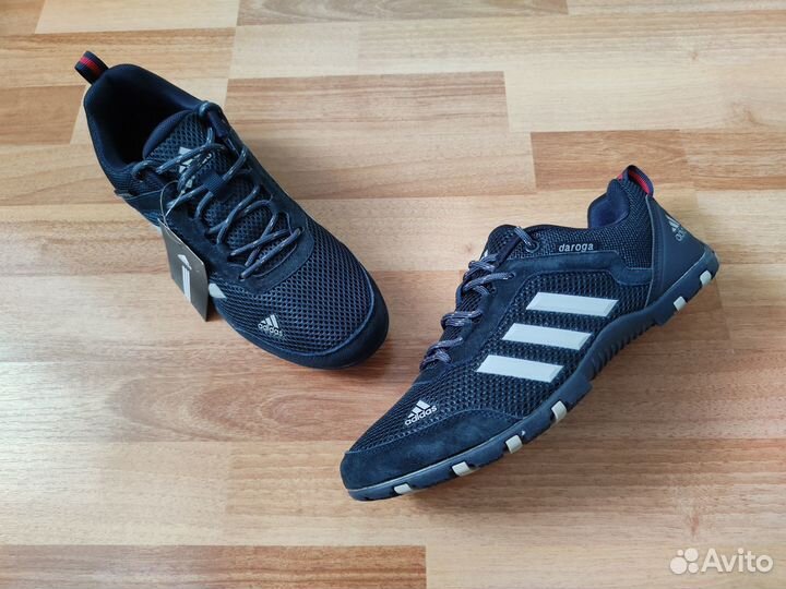 Кроссовки мужские Adidas. Новые. 41-42 размер