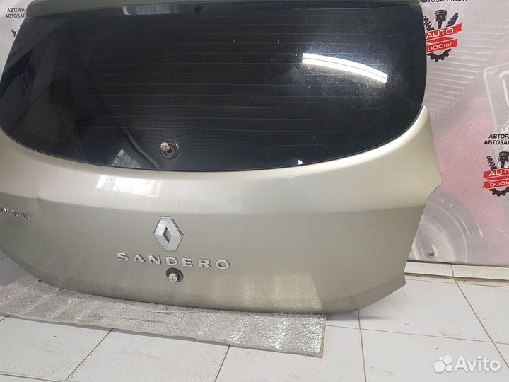 Крышка багажника Renault Sandero Stepway 2 2015