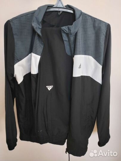 Спортивный костюм adidas