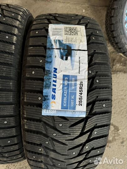 Sailun Ice Blazer WST3 255/45 R20 105T