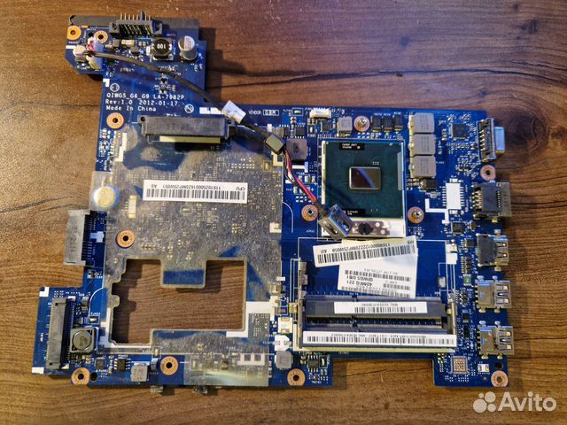 Материнская плата с процессором