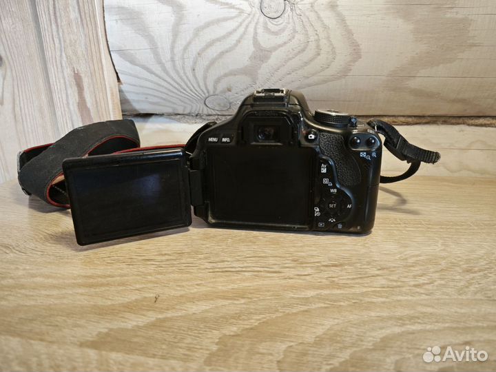 Фотоаппарат Canon EOS 600D