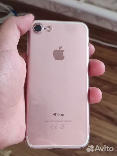 iPhone 7, 32 ГБ