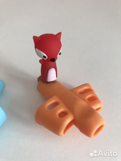 Насадка-тренажер на ручку для правильного письма