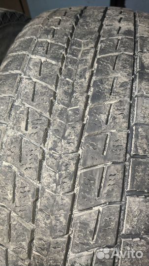 Dunlop Winter Maxx SJ8 215/65 R16 98T