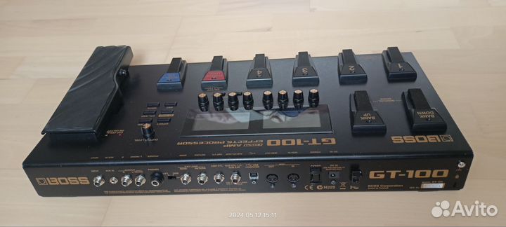 Гитарный процессор boss GT 100