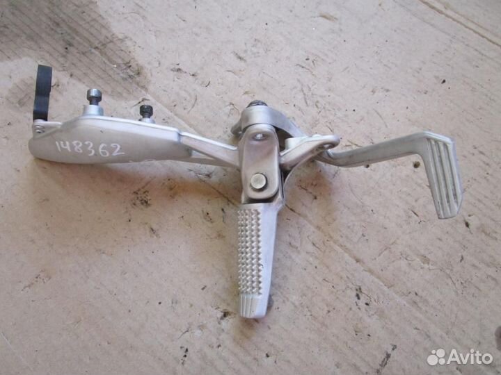 Педаль тормоза М K1300S BMW K40