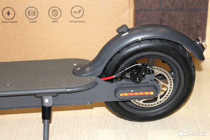 Электросамокат Electric Scooter M365