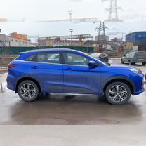 JAC JS6 1.5 AMT, 2023, 1 279 км, с пробегом, цена 1 800 000 руб.