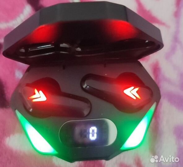 Новые беспроводные наушники белые,чёрные,игровые