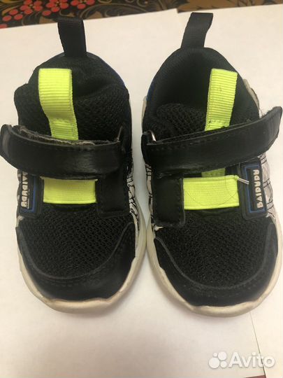 Кроссовки светящиеся для мальчика 21 размер