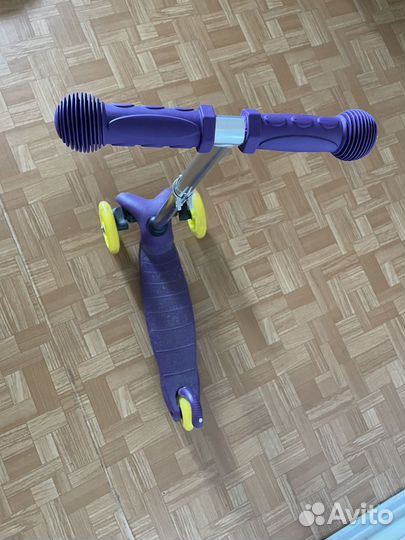 Самокат детский трехколесный