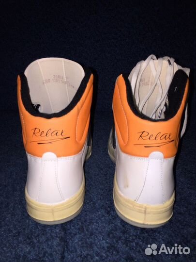 Продам кроссовки Relax