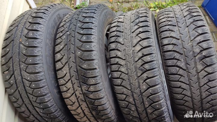 Bridgestone Ice Cruiser 7000 235/65 R17