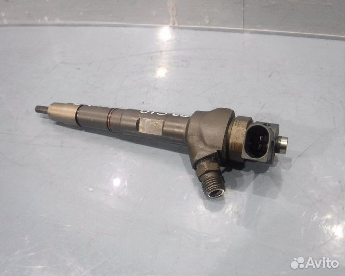 Skoda Octavia A7 Форсунка дизельная 2.0 TDI