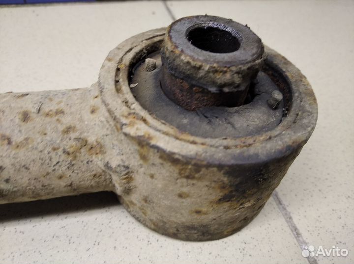 Тяга задняя продольная левая Land Cruiser (100) 19