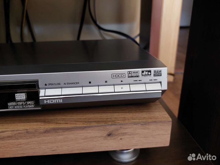 Dvd плеер panasonic DVD-S97