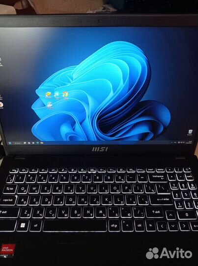 Ноутбук msi modern 15