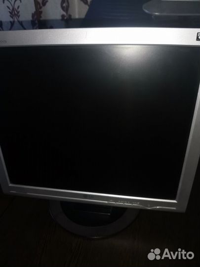 Монитор LG