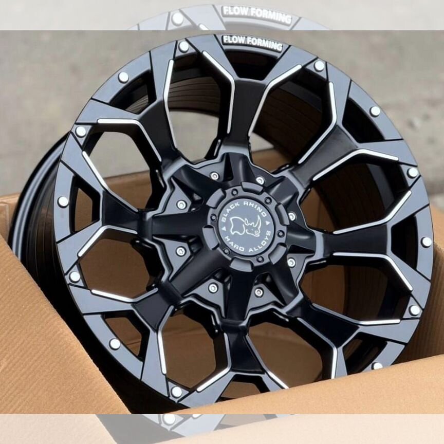 Литые диски Black Rhino Flow Formed Riot 8.5×R17 6×135