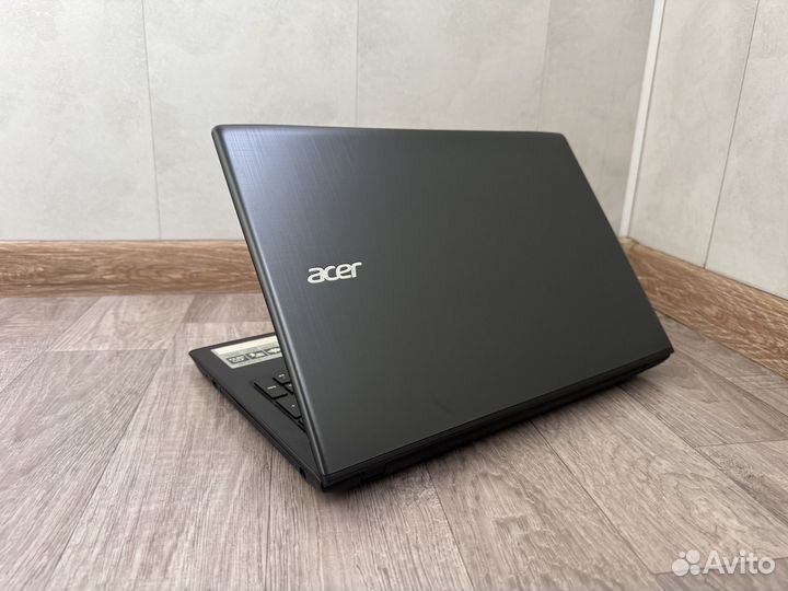 Acer Aspire 5 (IPS/Core i5/GTX 950M/DDR4/SSD+1Tb)