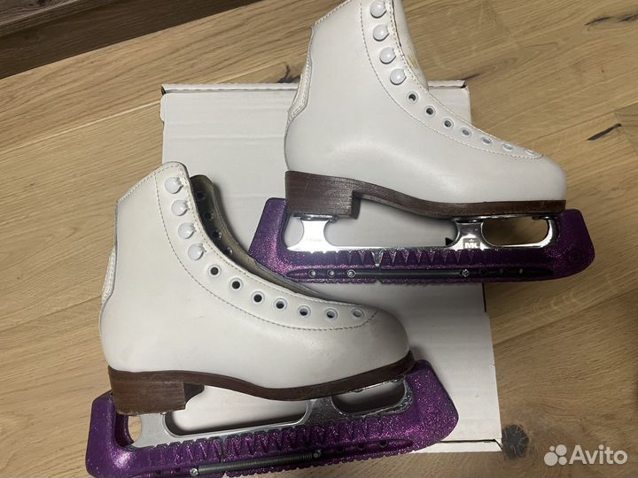 Коньки фигурные Wifa 29