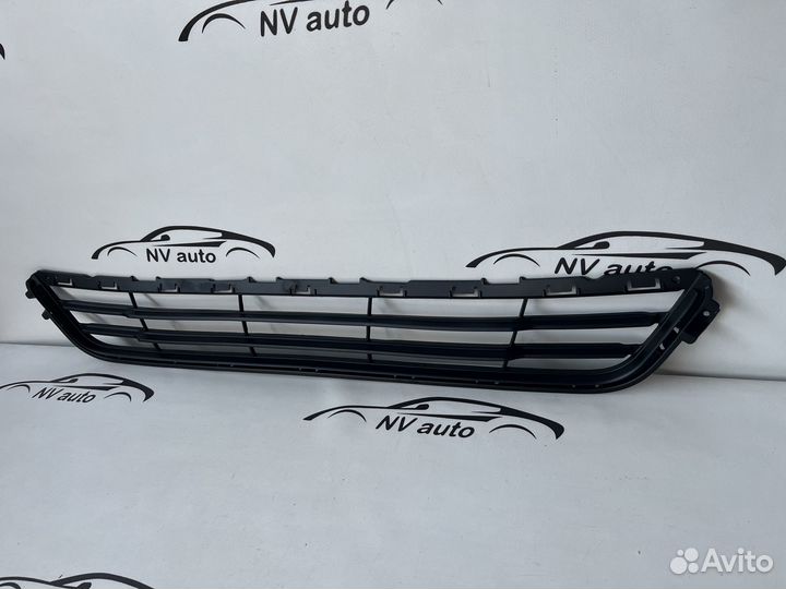 Ford mondeo 5 решётка в бампер нижняя 15-19