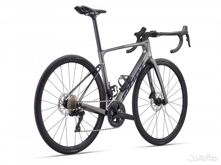 Шоссейный велосипед Giant Defy Advanced 1