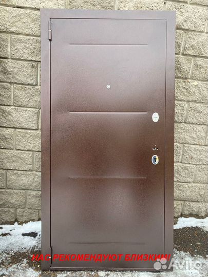 Толстая дверь входная с доставкой в подарок